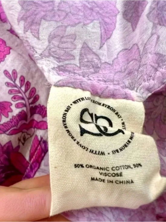 Spell Mossy Short Sleeve Blouse, Med, EUC! - Picture 11 of 12